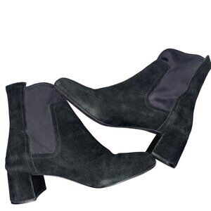 Taryn Rose Black Suede Ankle Boots With Back Zippers & Block Heels Size 9